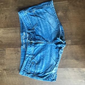 American eagle medium wash jean shorts